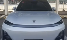 理想L9的孪生兄弟！深蓝S09实车曝光：定位大型6座SUV