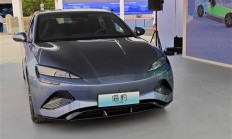 极速240km/h最速比亚迪 2025款海豹EV上市：17.58万起