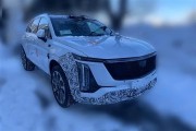 凯迪拉克也有插混版了! 新款XT5车型曝光：综合续航可达1600km