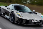 极速349km/h！阿斯顿·马丁1065马力混动猛兽即将量产