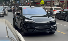 鸿蒙智行2026年大杀器！黑武士版问界M6实车曝光