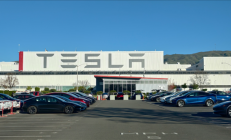 去美国试了最新的特斯拉FSD+Grok 有点担心国内厂家招架不住