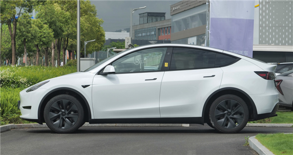 “换电版Model Y”只卖15万?蔚来整了个狠活啊