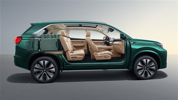 青春版问界M7 赛力斯蓝电E5 PLUS官图发布:可选七座
