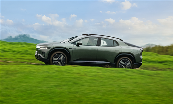 中国人自己的“Cybertruck” 长安启源E07开售:SUV、皮卡首次合体
