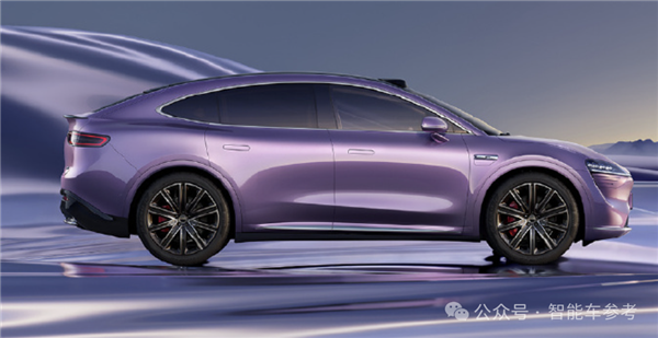 26万!余承东顶着压力开卖智界R7:亏本3万仍比Model Y贵1万