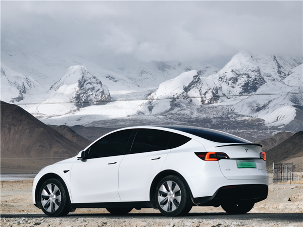 围剿Model Y:安卓包围iOS故事重写 这次谁是诺基亚