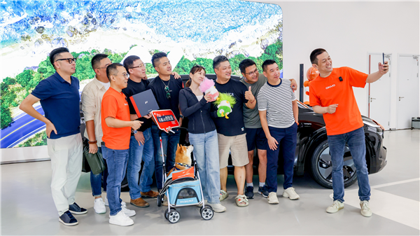 围剿Model Y:安卓包围iOS故事重写 这次谁是诺基亚