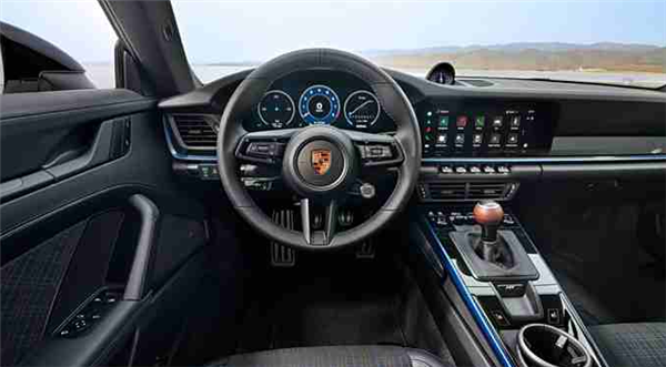 售价163.3万元! 新款保时捷911 Carrera T正式开启预售