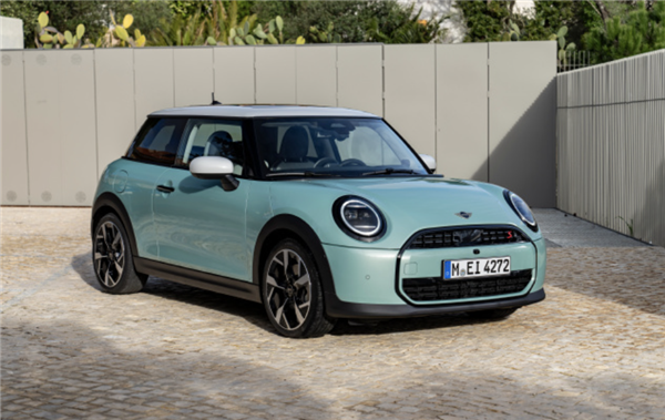 进口燃油小钢炮!全新MINI COOPER家族正式上市:限时20.88万起