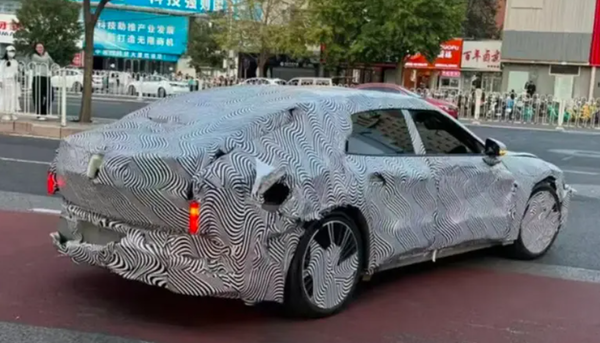 小鹏汽车2025年产品规划曝光:3款全新车型 4款改款