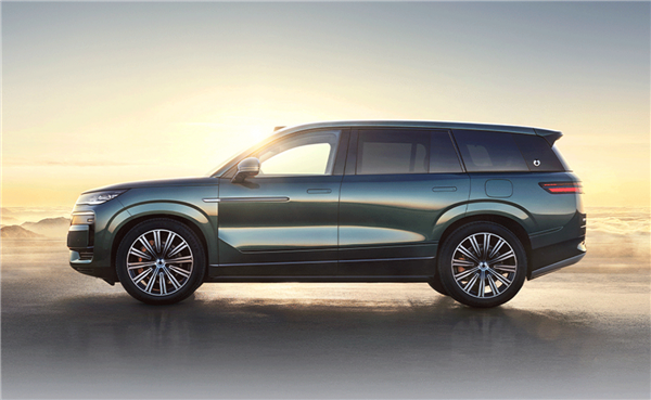 预售45万起 腾势全尺寸SUV N9上市定档:直面竞争问界M9
