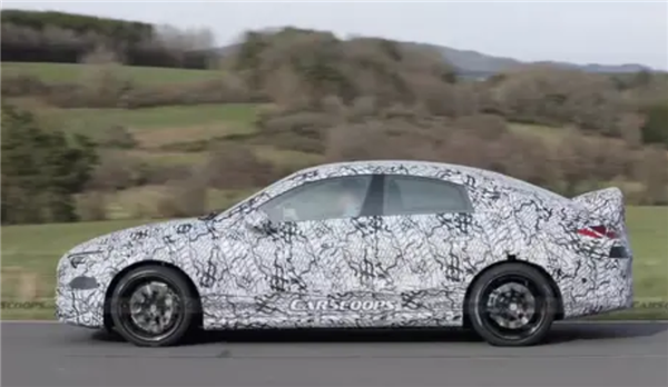 比燃油车更猛!全新奔驰AMG CLA 45搭载三电机:动力突破500马力