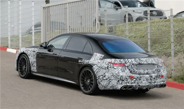 西装暴徒！新款奔驰AMG S 63 E 曝光：扭矩高达1430牛·米