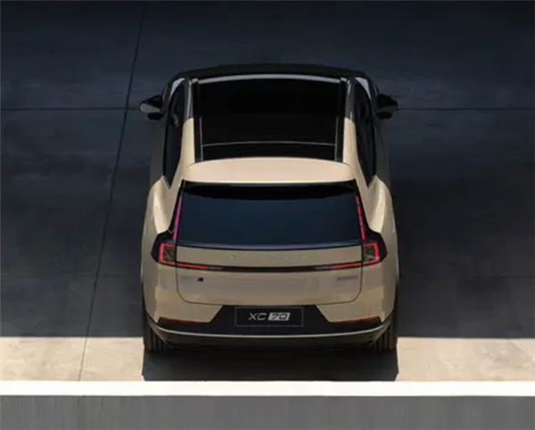全新中型插混SUV!沃尔沃XC70官图首发:8月开启预售