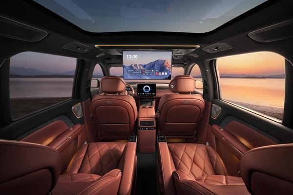 全尺寸旗舰SUV、国产“迈巴赫GLS”!岚图泰山内饰官图公布