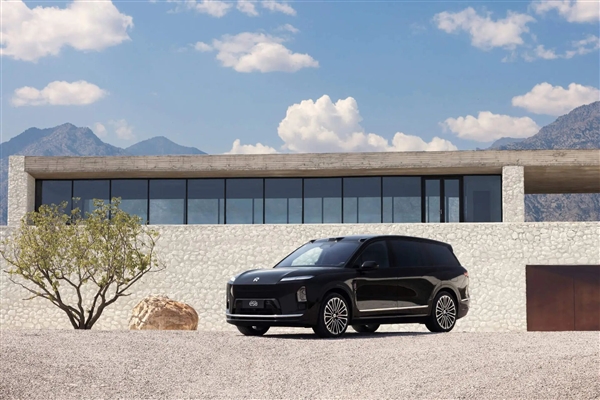 新造车10月放榜：李斌练就“蔚四万”