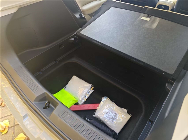 上市不到1月交付就破万台 6.28万起的极狐阿尔法T1为何能一把破圈