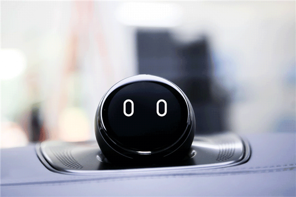 终于有实锤了：缺少实体按键的车就是更危险