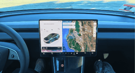 去美国试了最新的特斯拉FSD+Grok 有点担心国内厂家招架不住