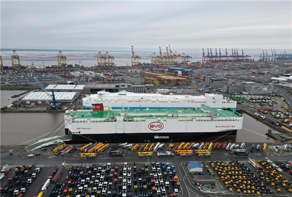 国产车攻入欧洲!欧盟汽车制造商协会:2025年比亚迪注册量增长268.6%